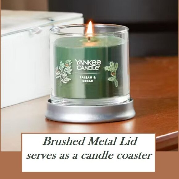 Yankee Candle Lakefront Lodge Scented Jar Blue Candle 3.4 oz with Metal Lid - Picture 4 of 8